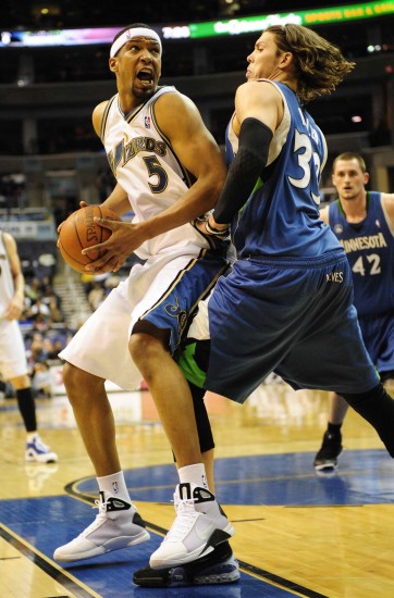 澄迈电竞企业赛巅峰对决，16强战队争夺八强荣耀!