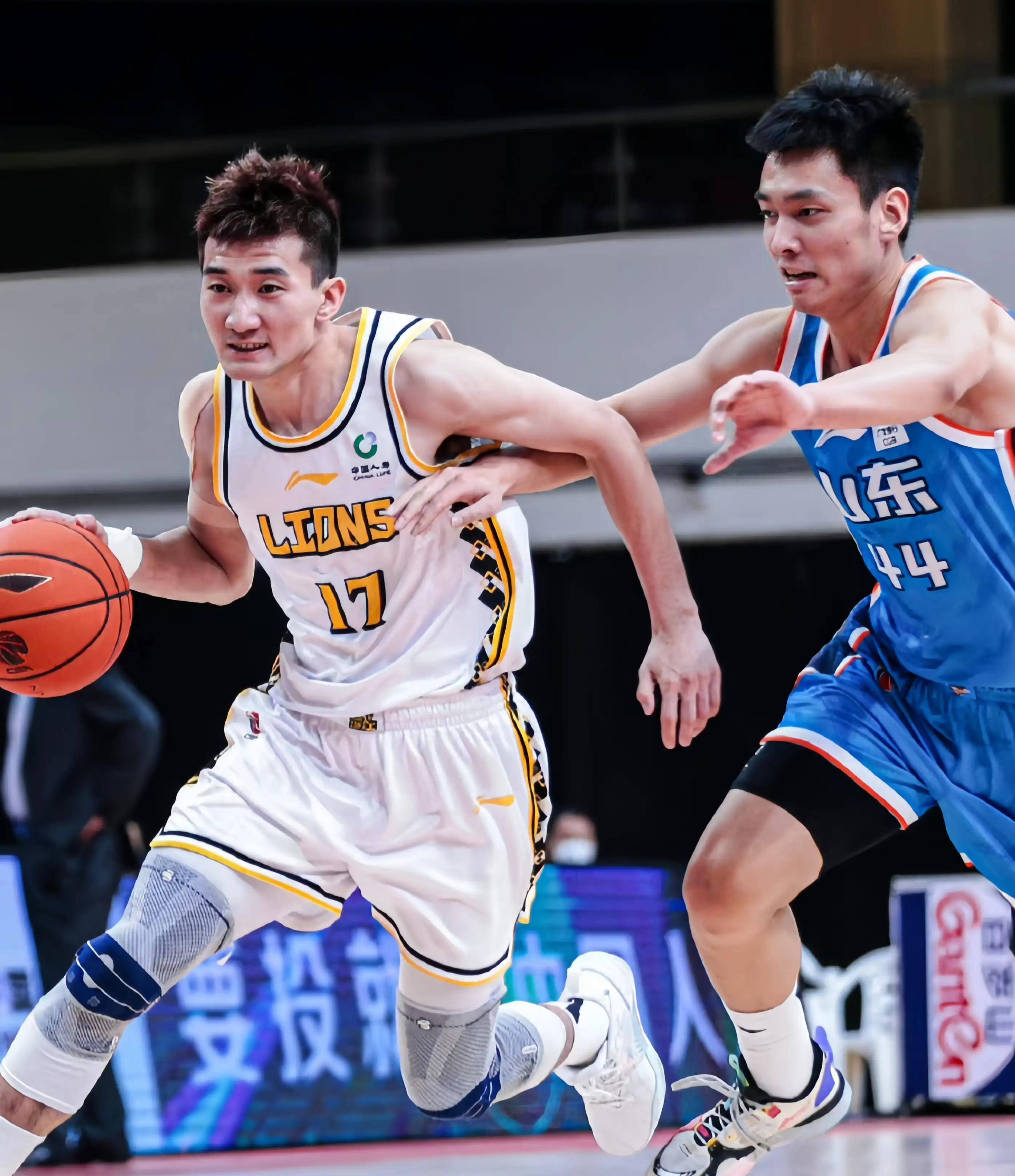 皇马点球大 皇马点球大